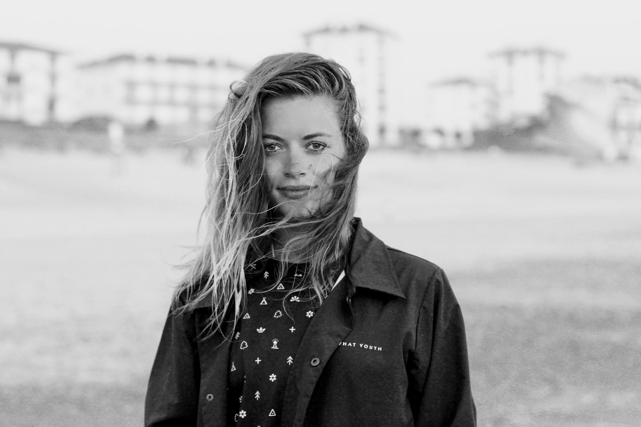 FRIDAY TUNES WITH MIMI LANGENSTEIN