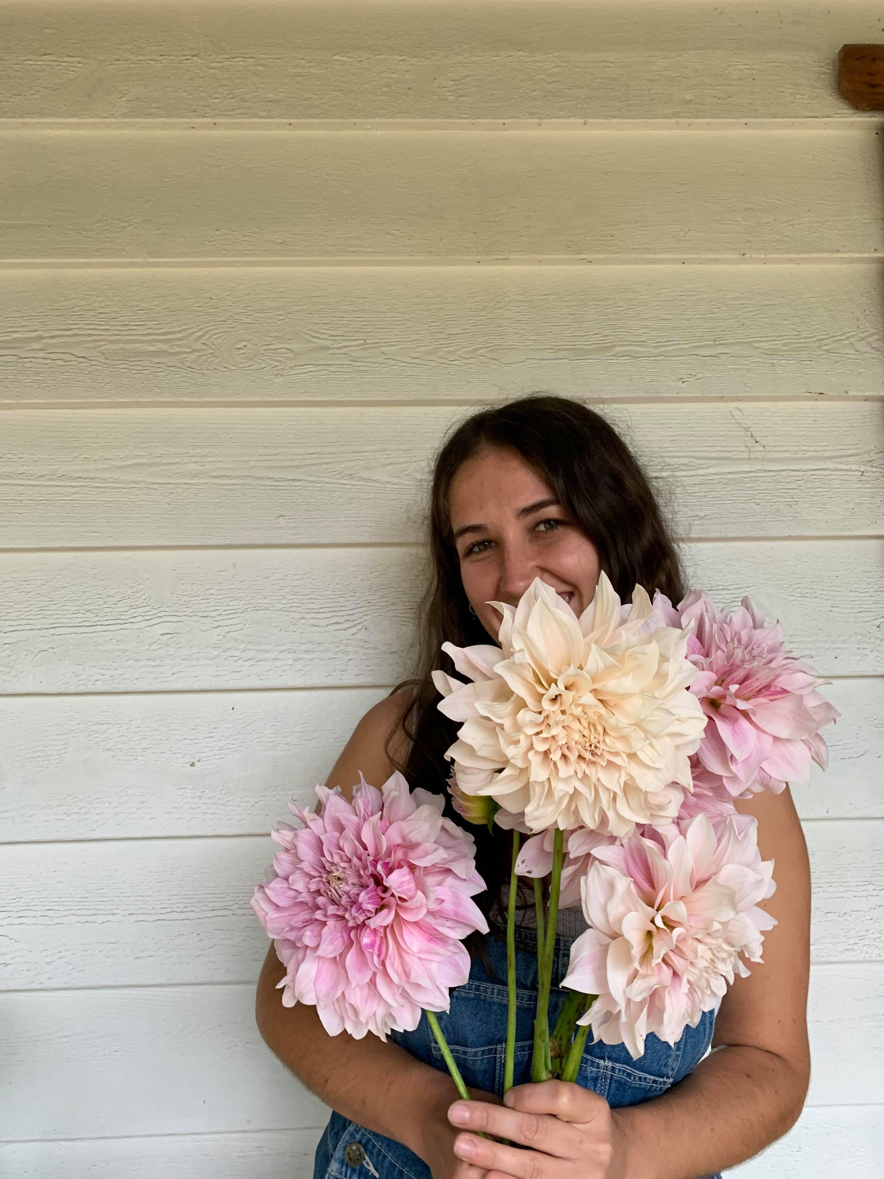 FRIDAY TUNES BY LILY REID