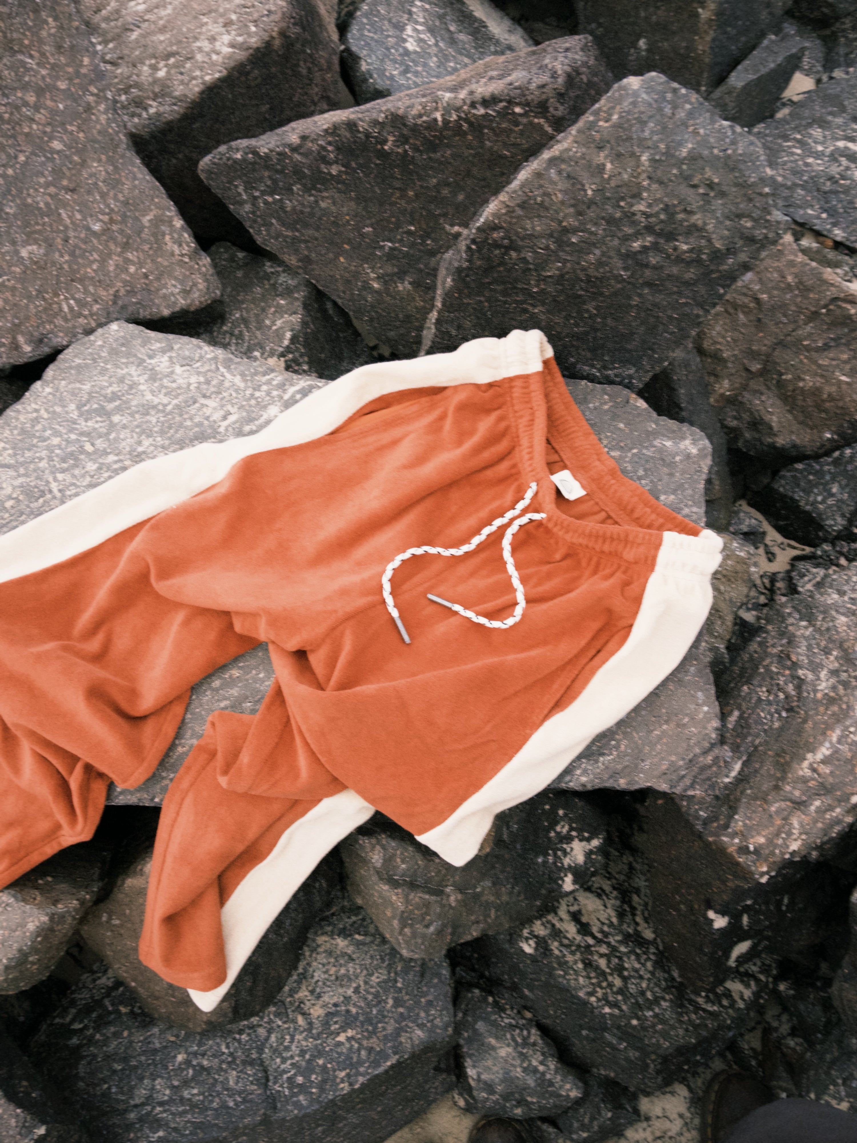 Après Surf Panel Pant in Rust & Cream - Atmosea