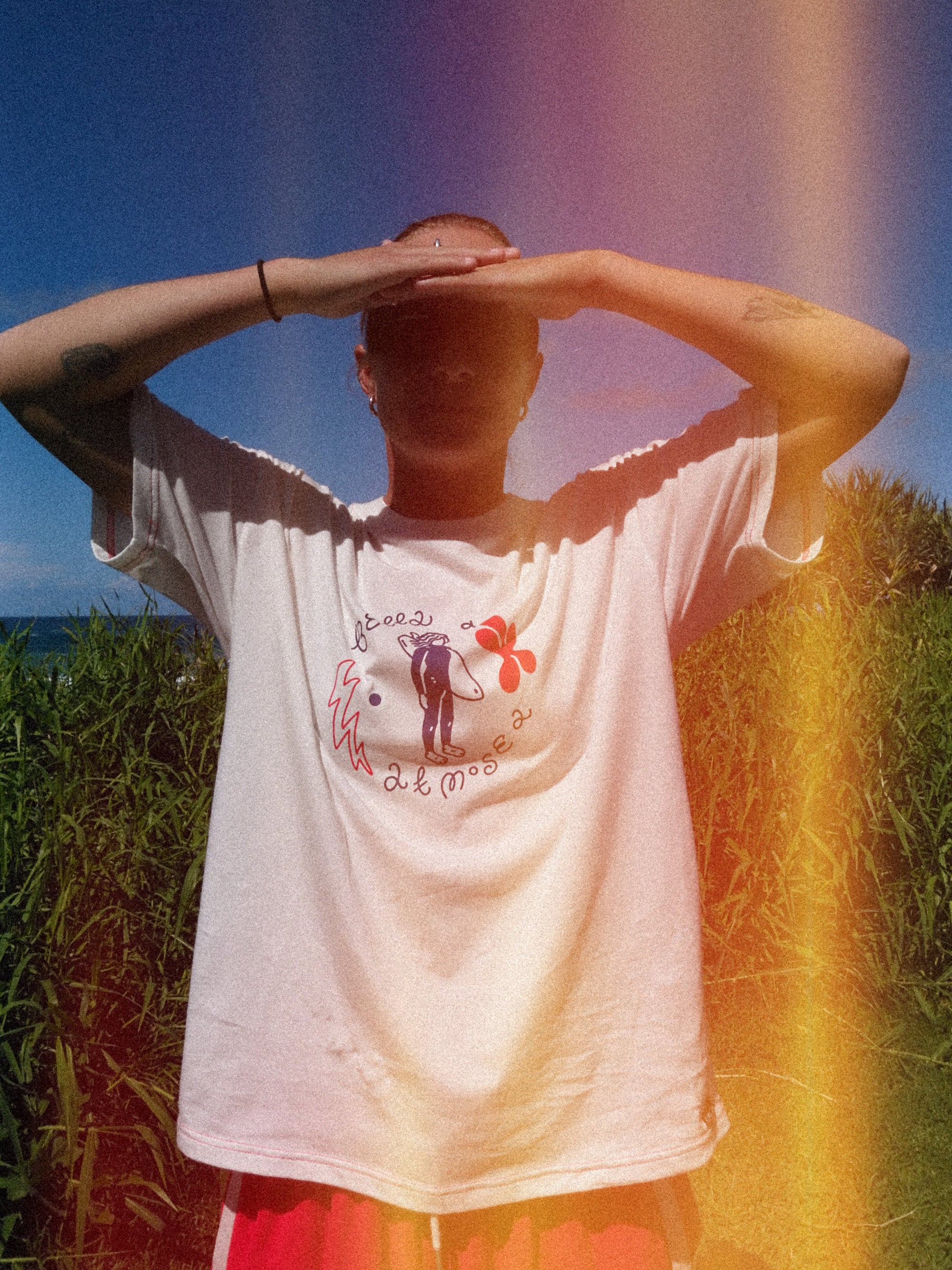 Bella Collaboration Tee - Atmosea