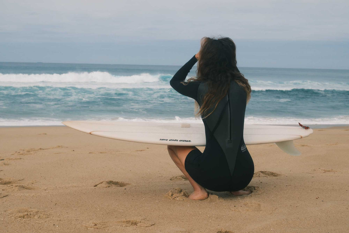 Mars Springsuit in Black - Atmosea