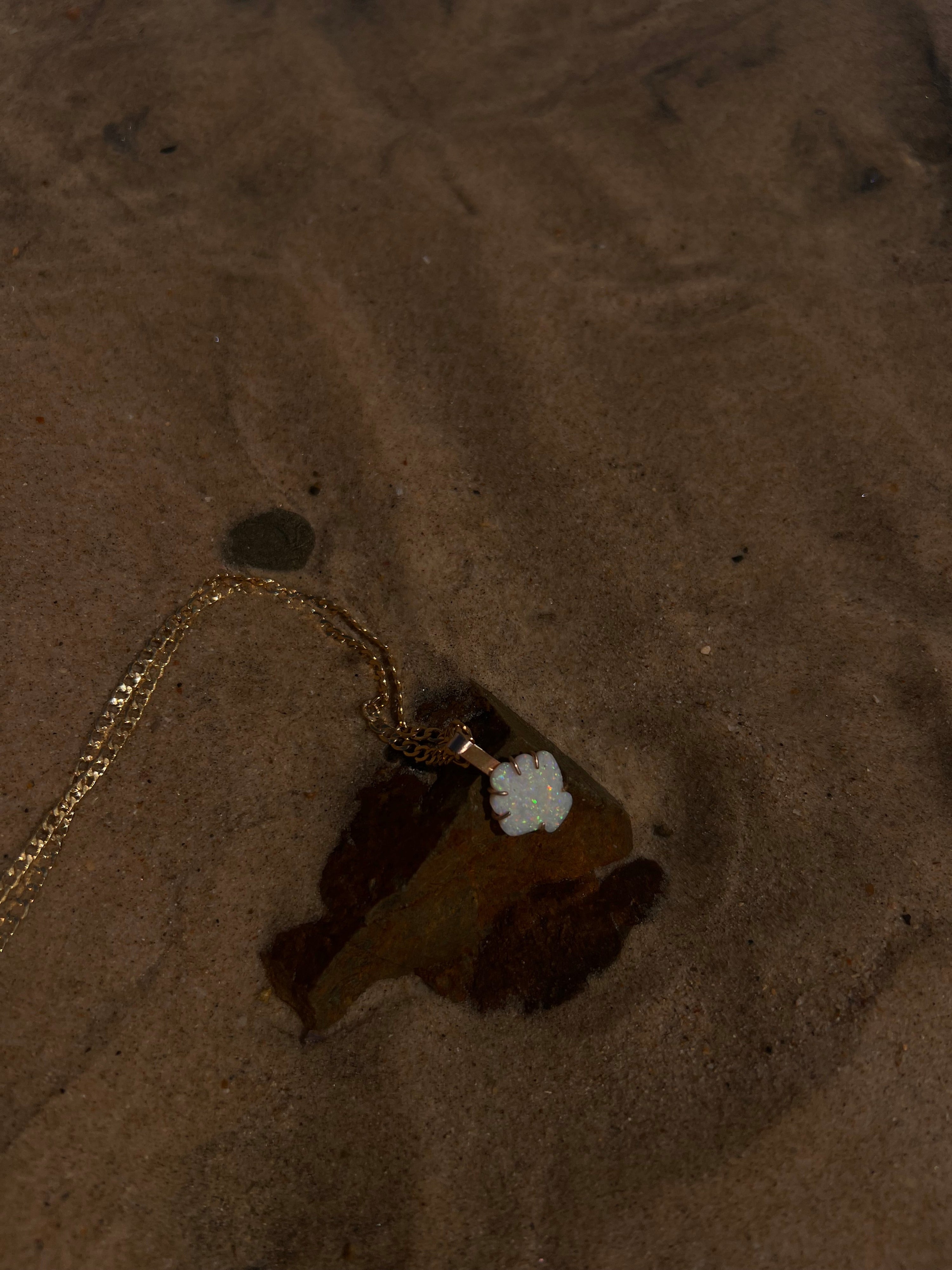 Mermaid Seashell White Opal Pendant Necklace in Solid 9ct Gold - Ke Li