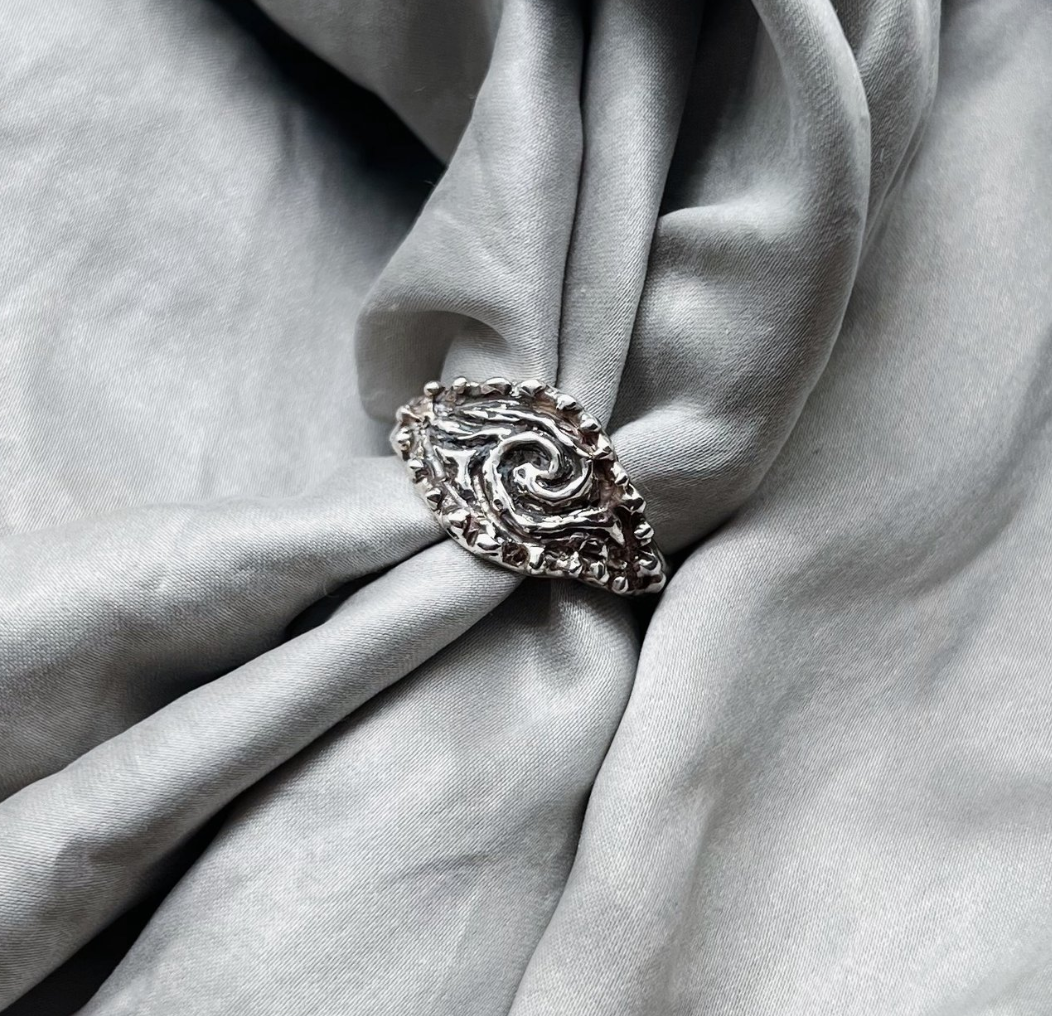 SPIRAL - Silver Ring by Em Niwa - Em Niwa