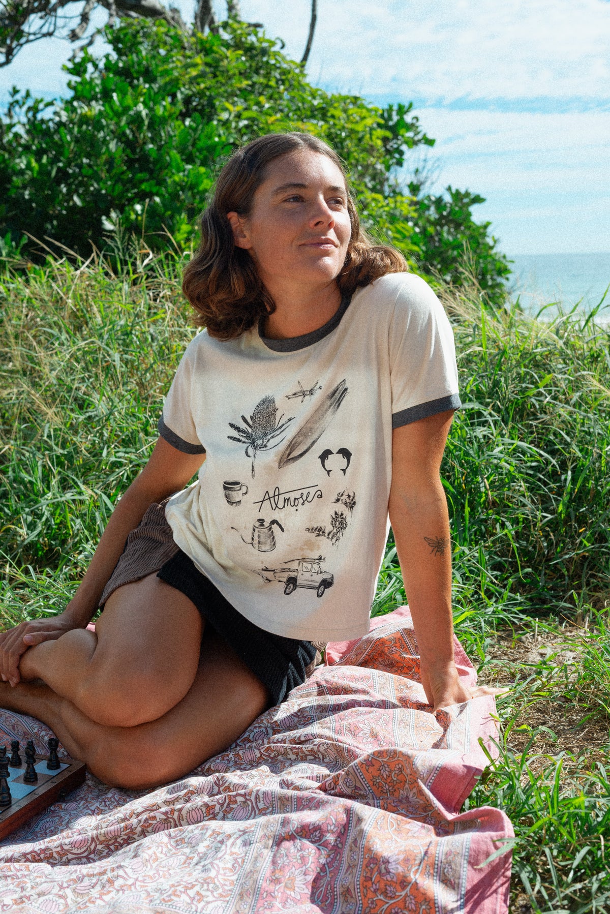 YAZ ARTIFACTS RINGER TEE - Atmosea